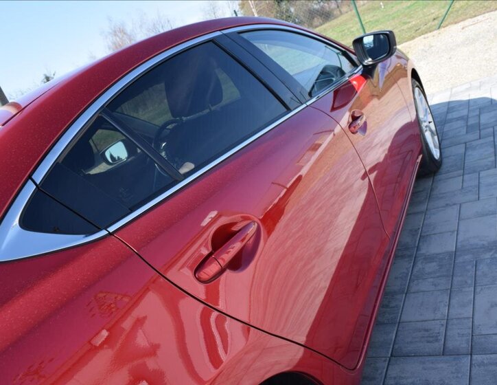 Mazda 6 Sedan / Limuzína 2,5 l 141 kw