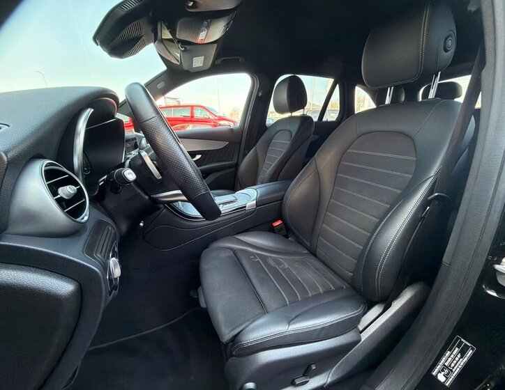 Mercedes-Benz GLC SUV / Terénní 2,0 l 143 kw