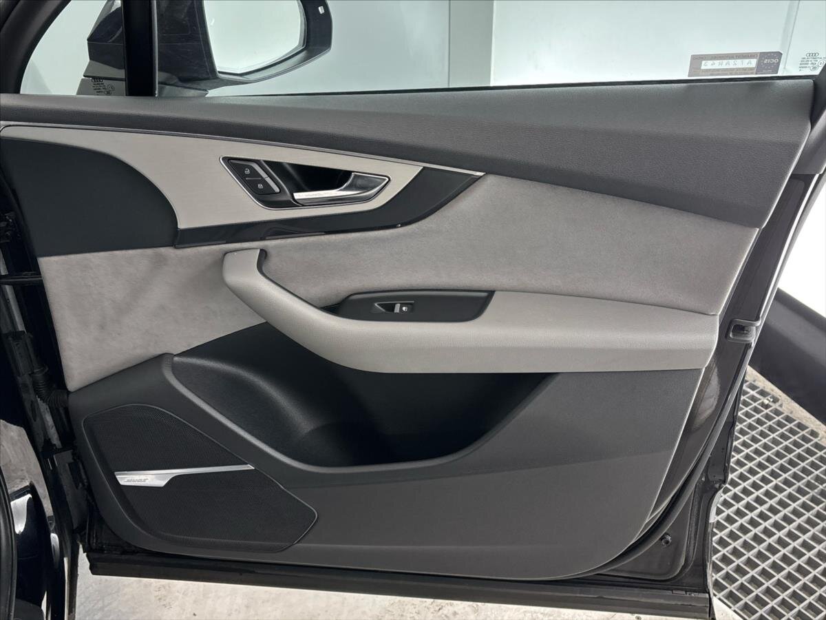 Audi Q7 SUV / Terénní 3,0 l 200 kw