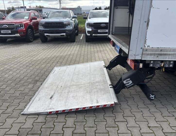 Iveco Daily Skříň 3,0 l 118 kw