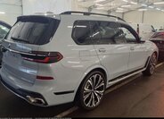 BMW X7 SUV / Terénní 3,0 l 259 kw