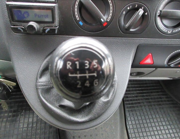 Volkswagen Transporter Ostatní 2,5 l 96 kw