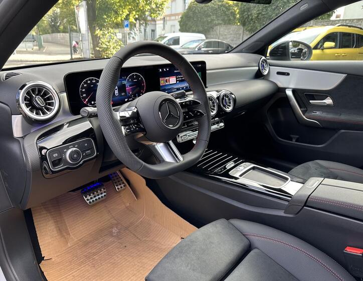 Mercedes-Benz Třídy A 8