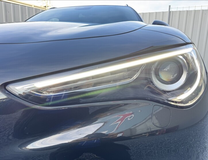 Alfa Romeo Stelvio 9