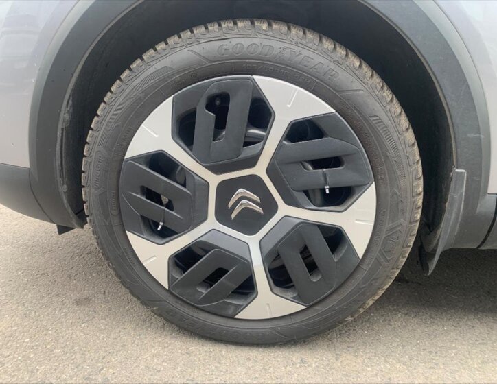 Citroën C4 X Sedan / Limuzína 1,2 l 74 kw