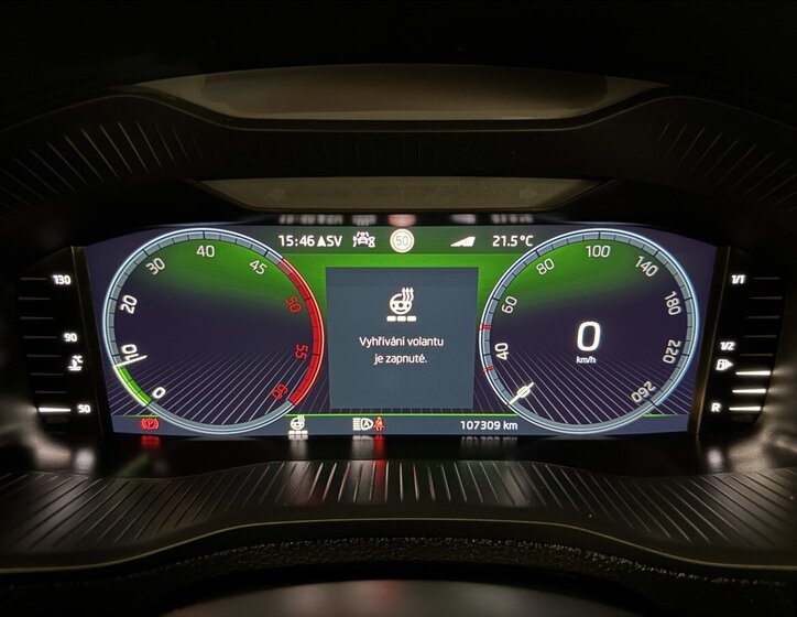 Škoda Karoq SUV / Terénní 2,0 l 110 kw