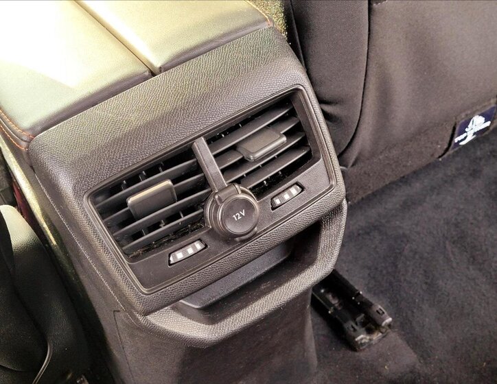 Peugeot 3008 SUV / Terénní 1,5 l 96 kw