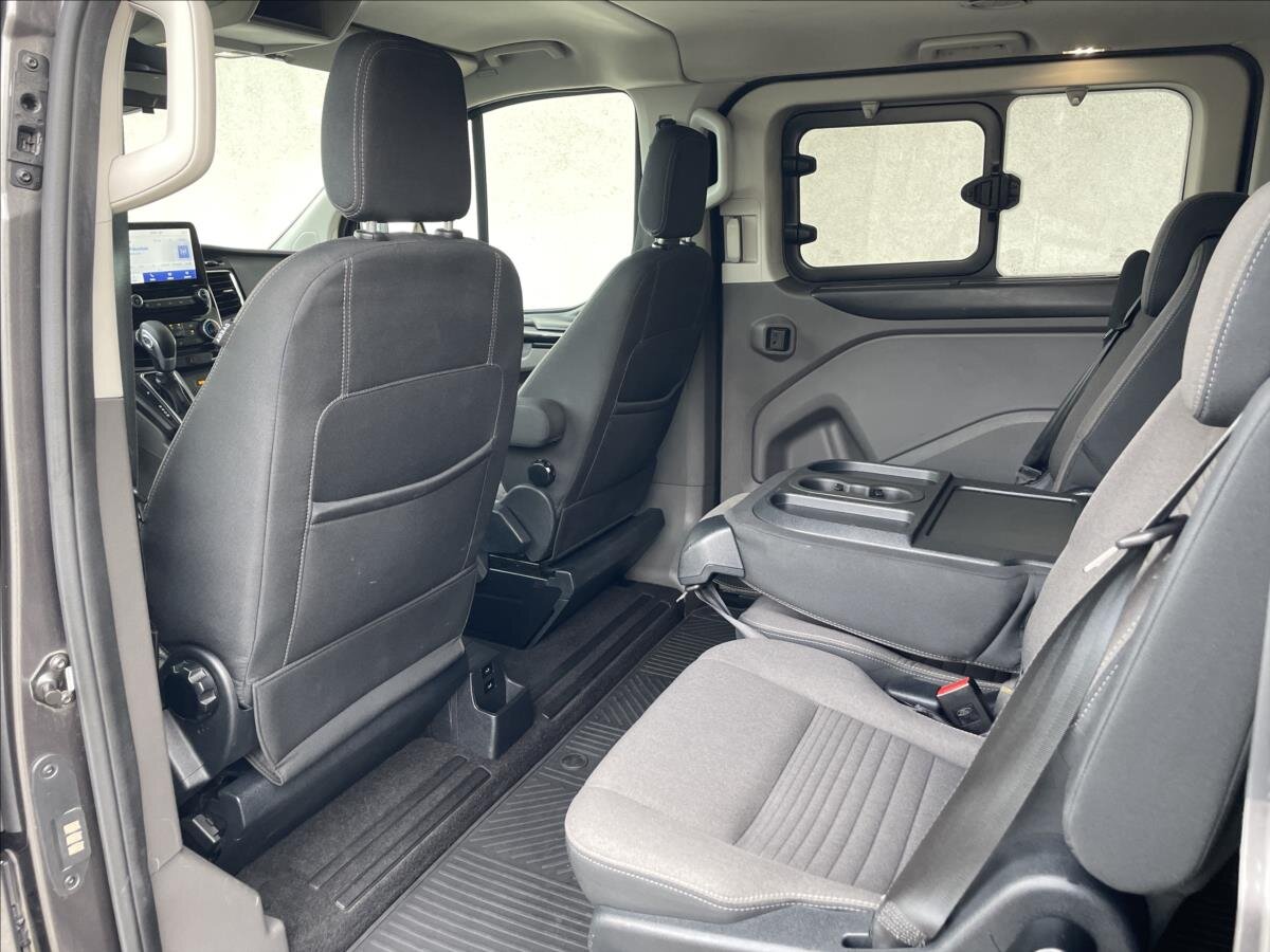 Ford Tourneo Custom MPV 2,0 l 136 kw