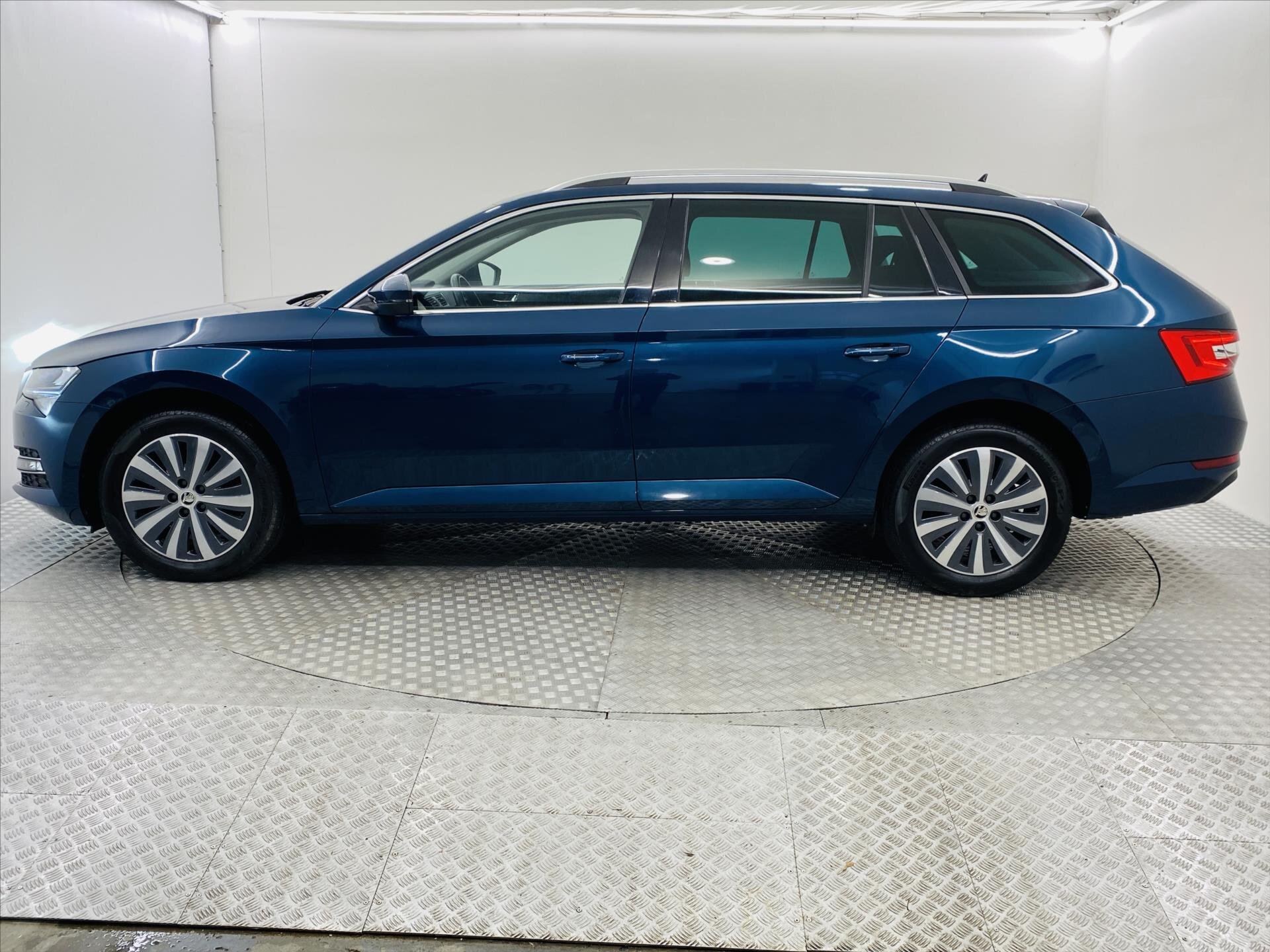 Škoda Superb Kombi 2,0 l 147 kw