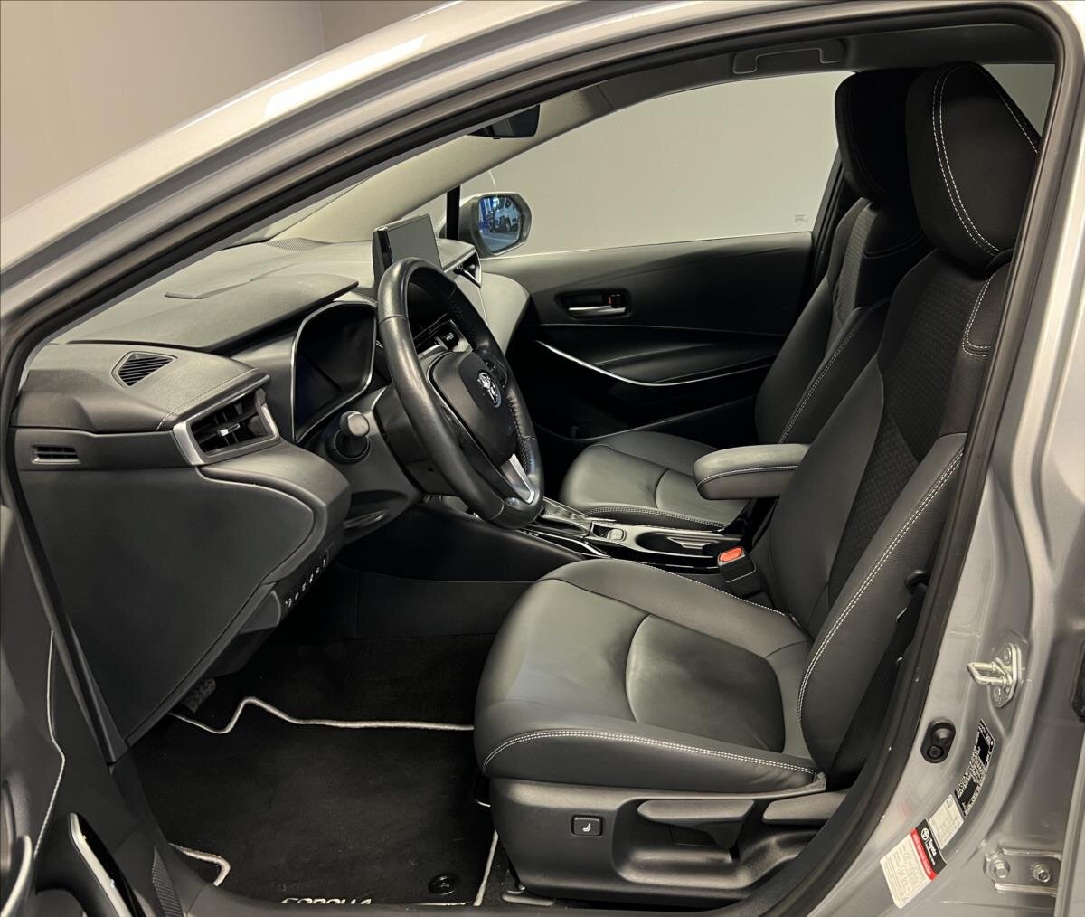 Toyota Corolla Sedan / Limuzína 1,8 l 72 kw