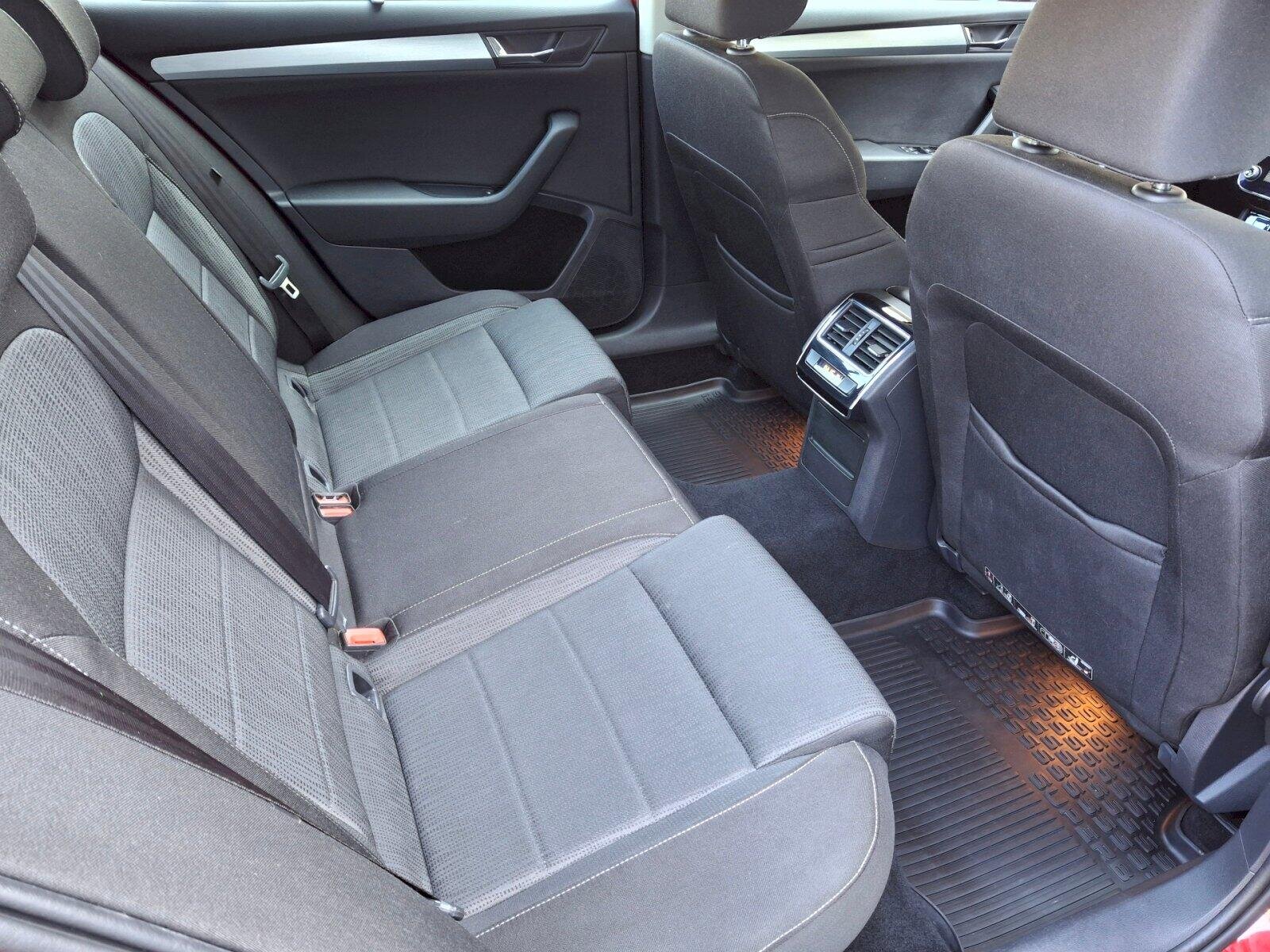 Škoda Superb Kombi 2,0 l 110 kw