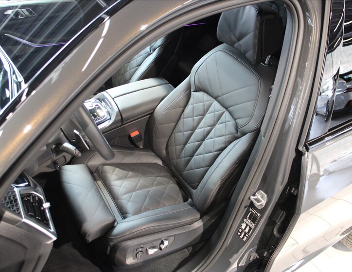 BMW X5 SUV / Terénní 3,0 l 210 kw