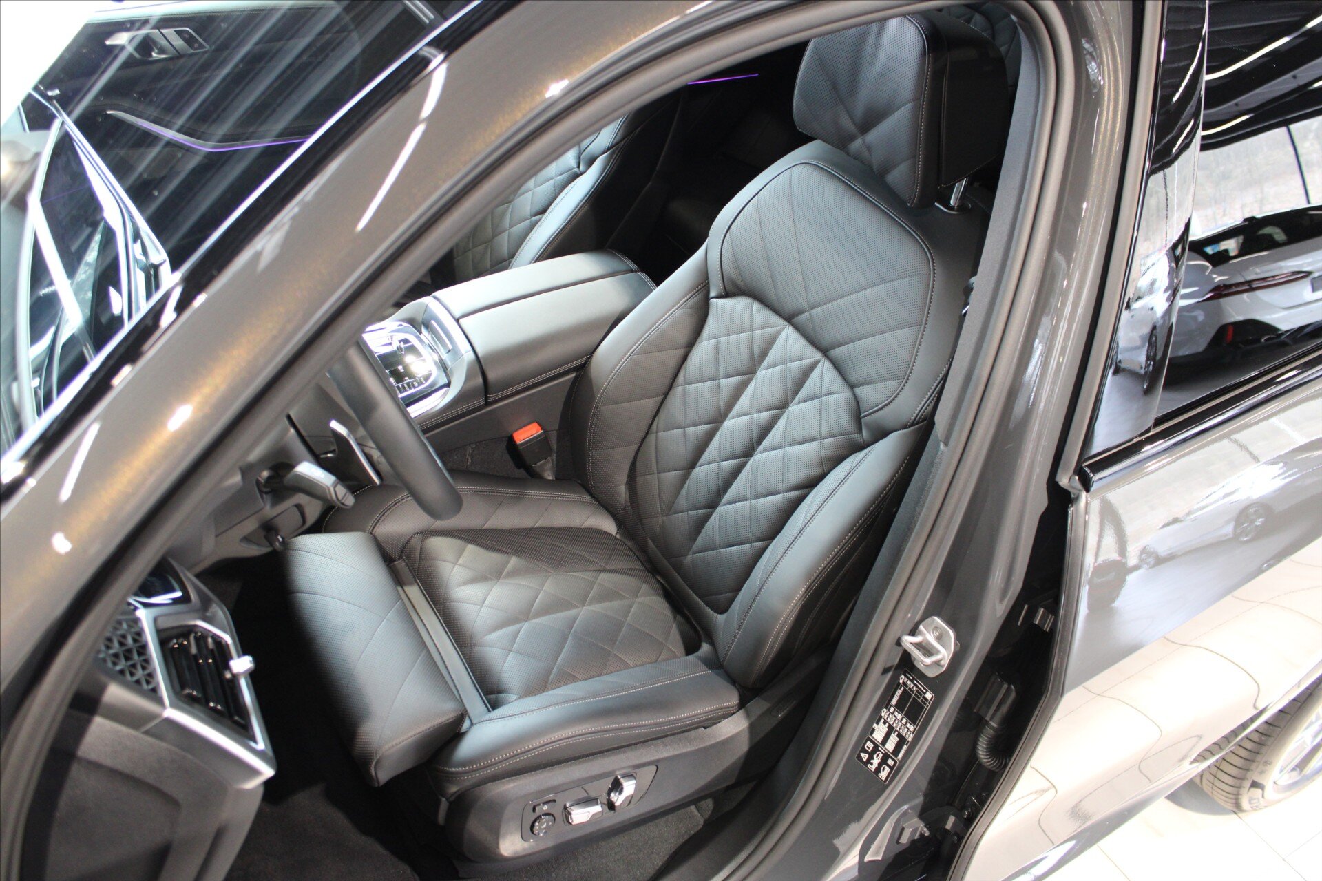 BMW X5 SUV / Terénní 3,0 l 210 kw