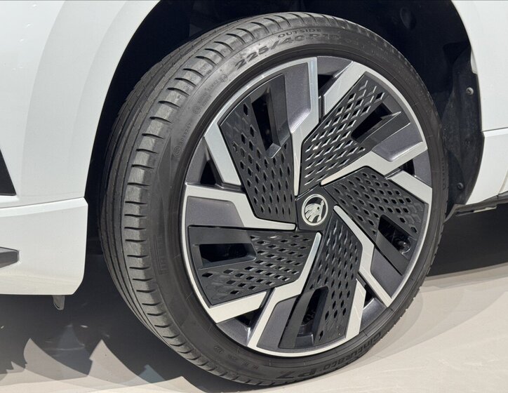 Škoda Karoq SUV / Terénní 2,0 l 110 kw