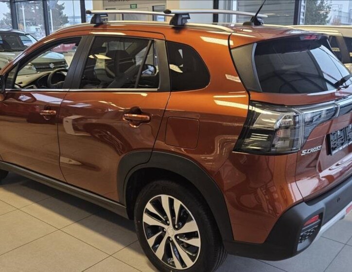 Suzuki S-Cross SUV 1,4 l 81 kw