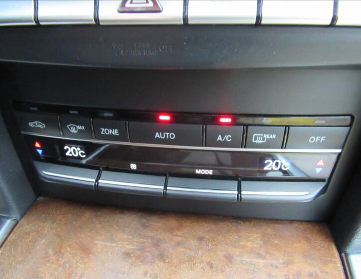 Mercedes-Benz Třídy E 20