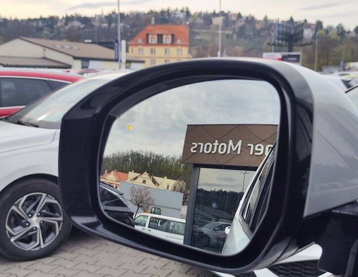 Land Rover Discovery SUV / Terénní 3,0 l 190 kw