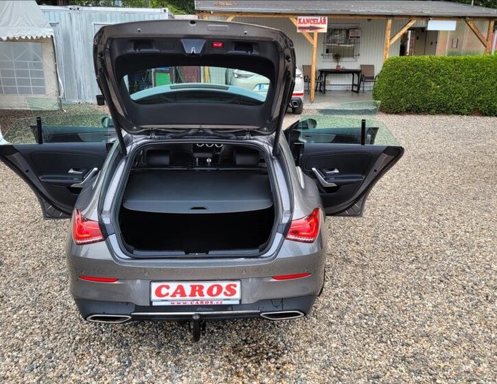 Mercedes-Benz CLA 43