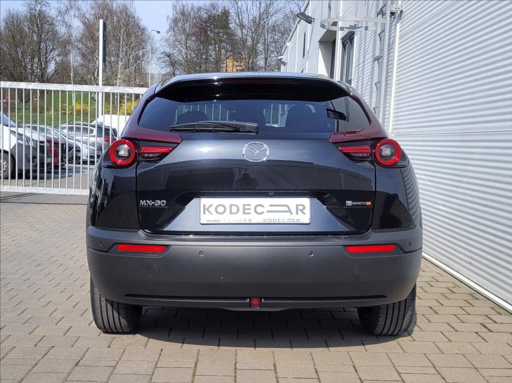 Mazda MX-30 Hatchback 829,0 125 kw