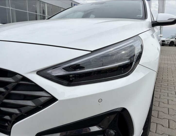 Hyundai i30 Kombi 998,0 88 kw