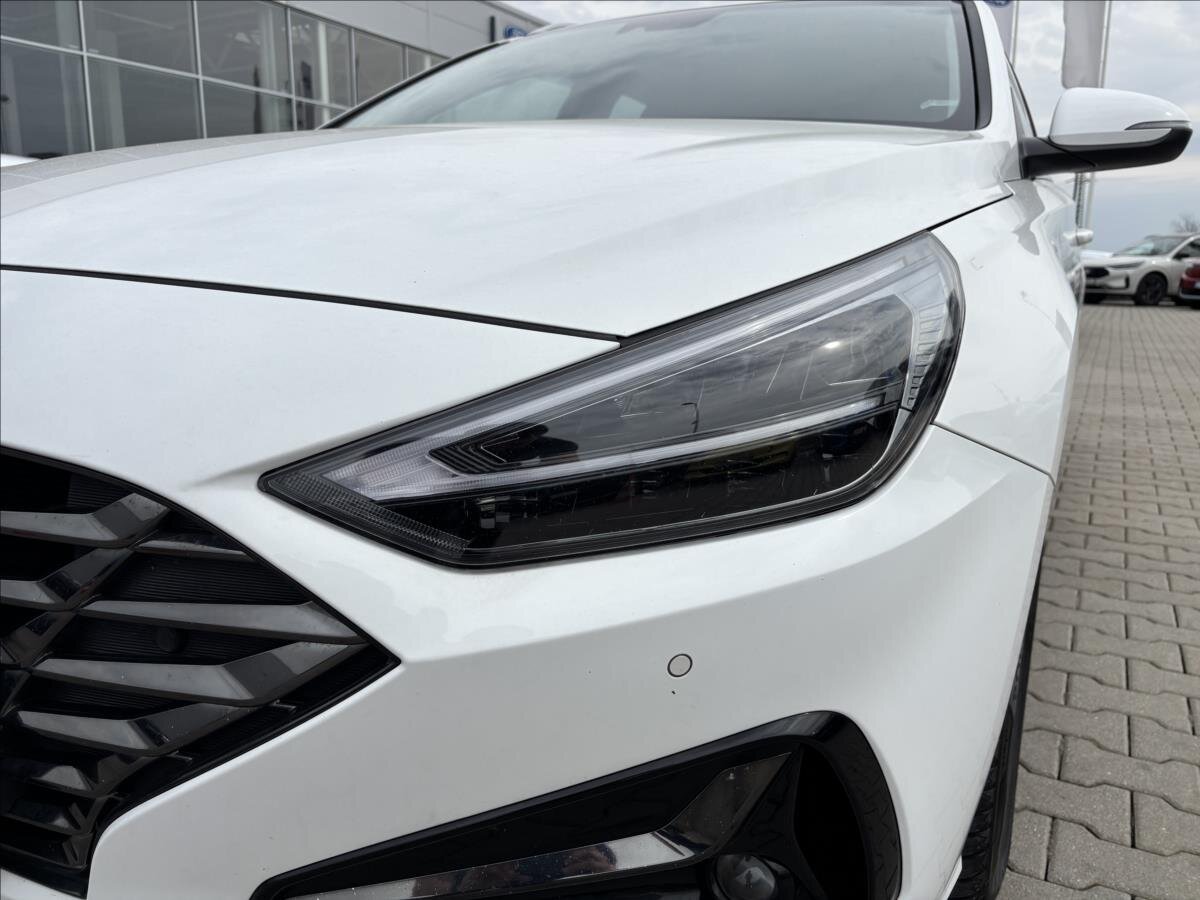 Hyundai i30 Kombi 998,0 88 kw