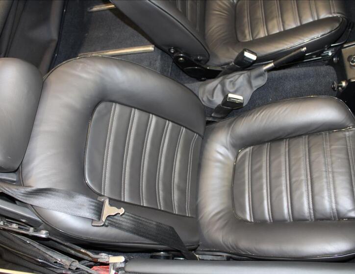 Alfa Romeo Spider 18