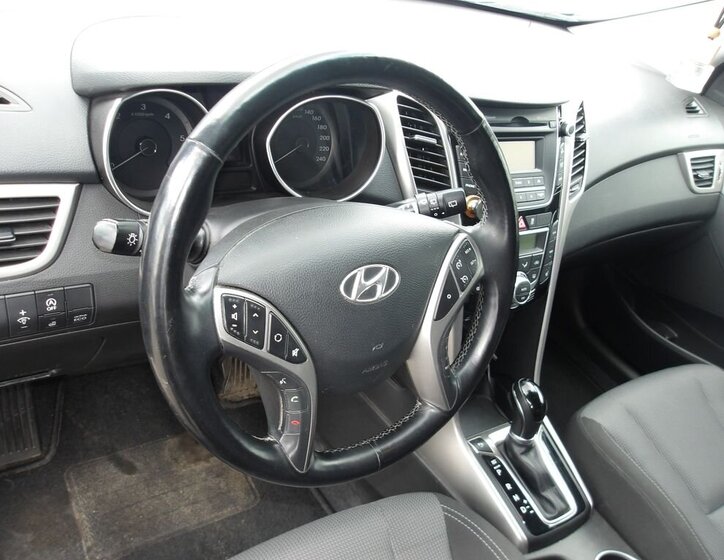 Hyundai i30 Hatchback 1,6 l 81 kw