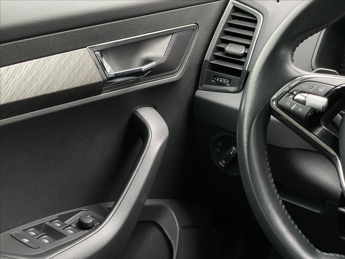 Škoda Karoq SUV / Terénní 2,0 l 110 kw