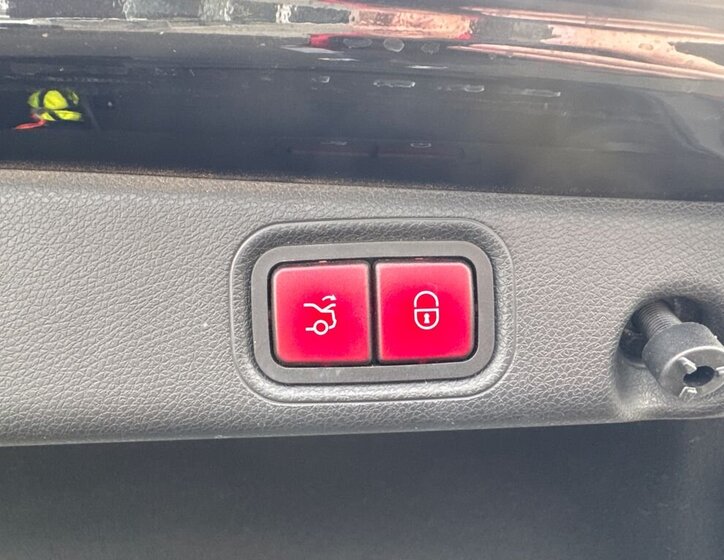 Mercedes-Benz Třídy E Sedan / Limuzína 3,5 l 245 kw