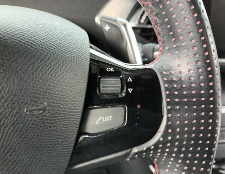 Peugeot 308 Hatchback 2,0 l 130 kw