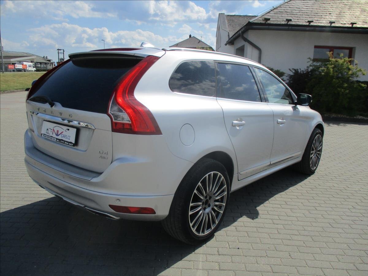 Volvo XC60 SUV / Terénní 2,4 l 133 kw