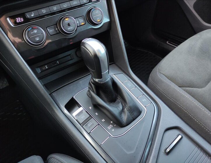 Volkswagen Tiguan SUV / Terénní 2,0 l 110 kw