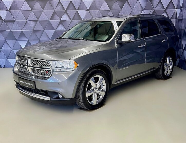 Dodge Durango SUV / Terénní 5,7 l 268 kw