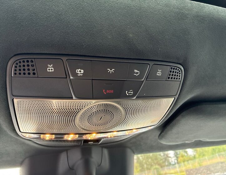 Mercedes-Benz Třídy G SUV / Terénní 0,0 432 kw