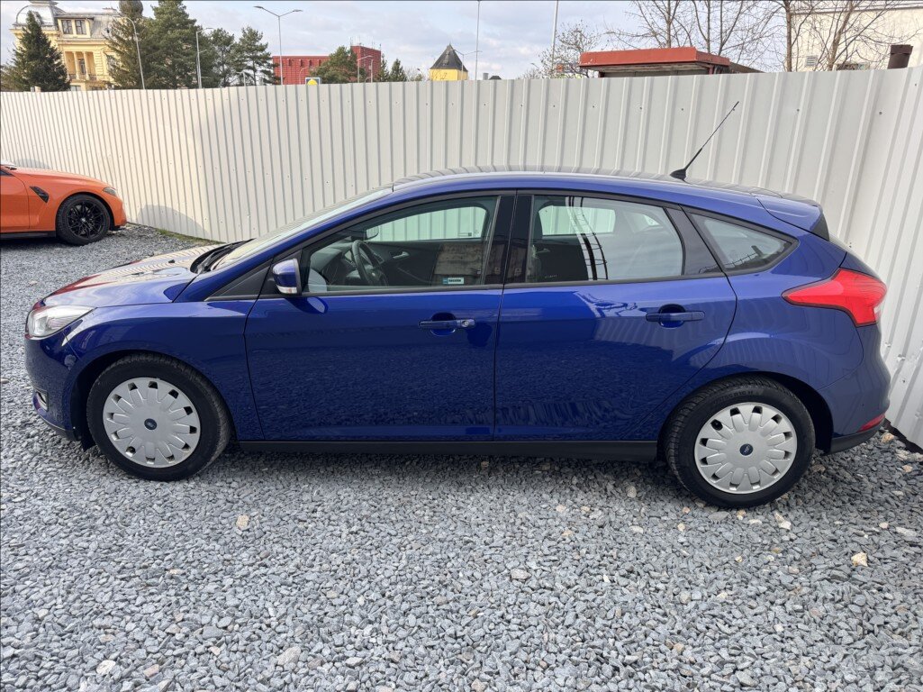 Ford Focus Hatchback 1,5 l 77 kw
