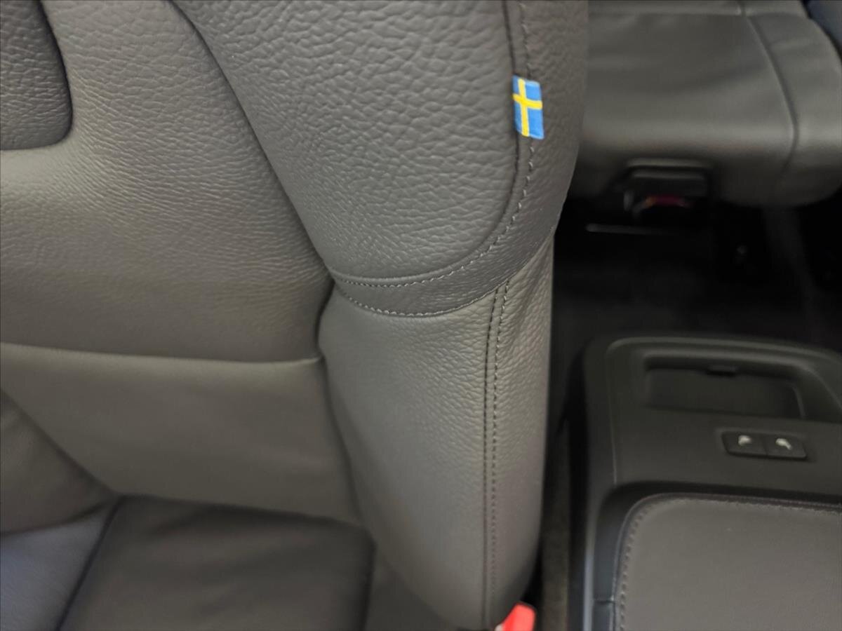 Volvo XC90 SUV 2,0 l 184 kw