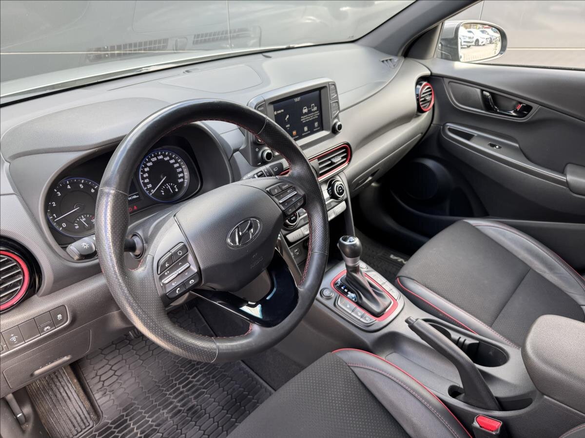 Hyundai Kona SUV / Terénní 1,6 l 130 kw