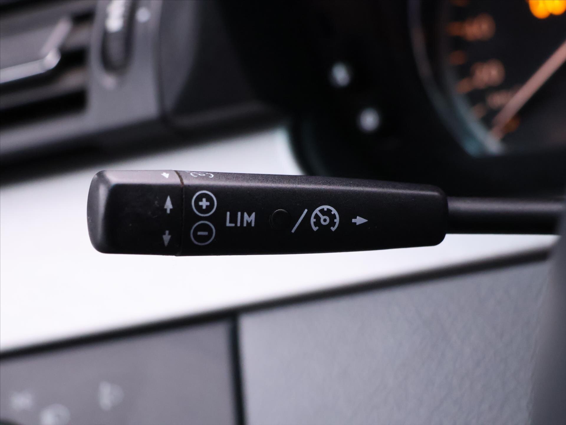 Mercedes-Benz Viano Kombi 3,0 l 150 kw