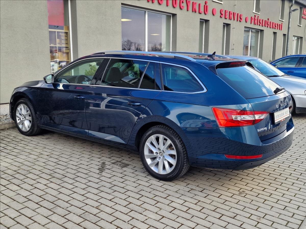 Škoda Superb Kombi 2,0 l 147 kw