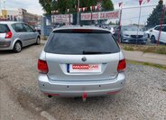 Volkswagen Golf Kombi 1,6 l 77 kw
