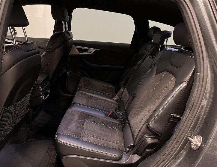 Audi Q7 SUV / Terénní 3,0 l 200 kw