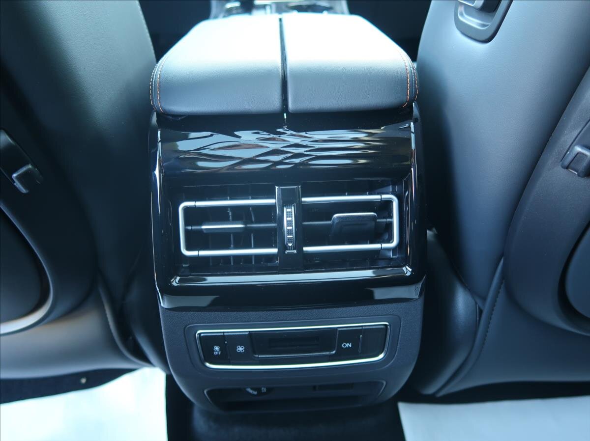 Dongfeng U-Tour MPV 1,5 l 130 kw