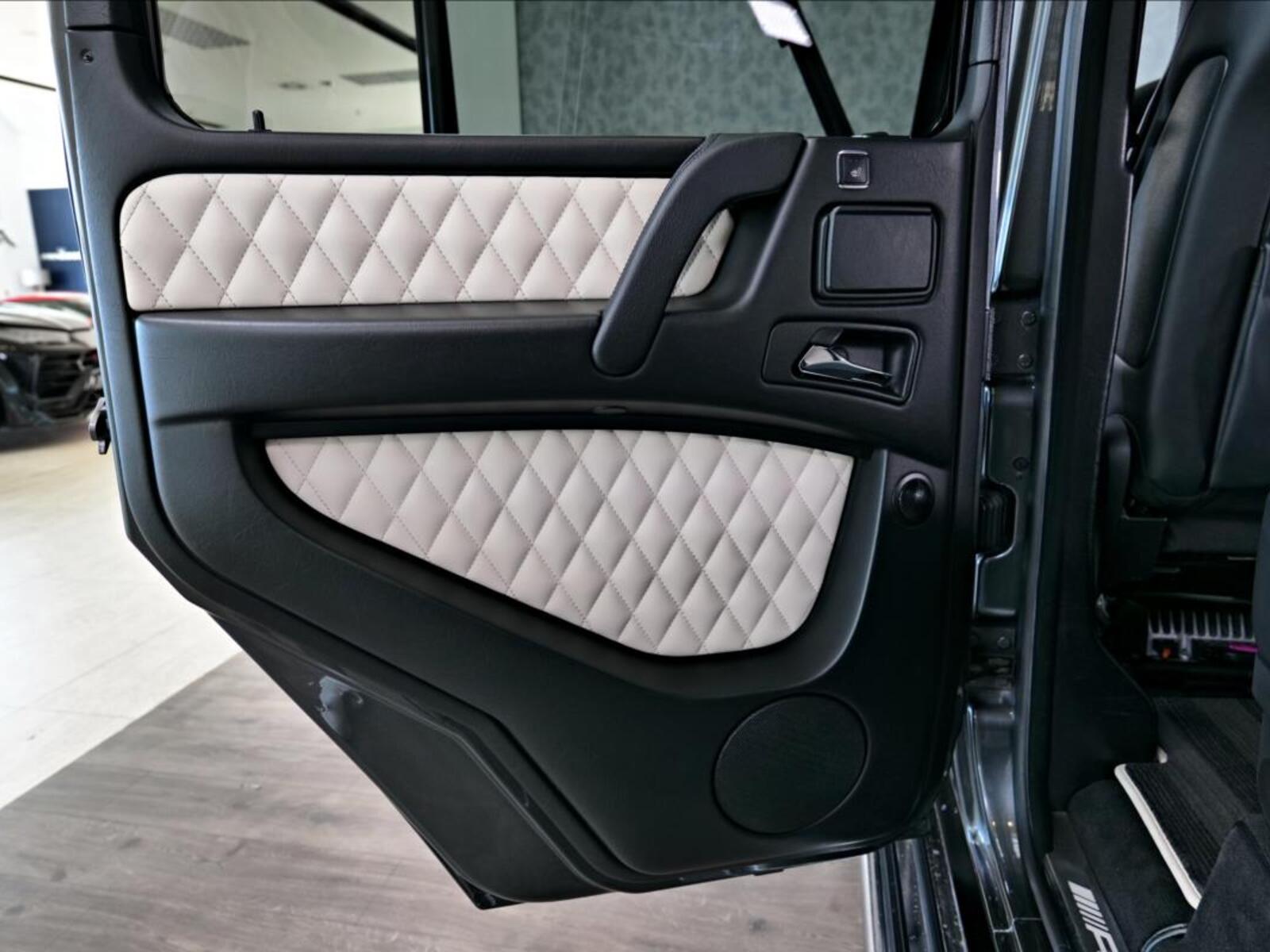 Mercedes-Benz Třídy G 24