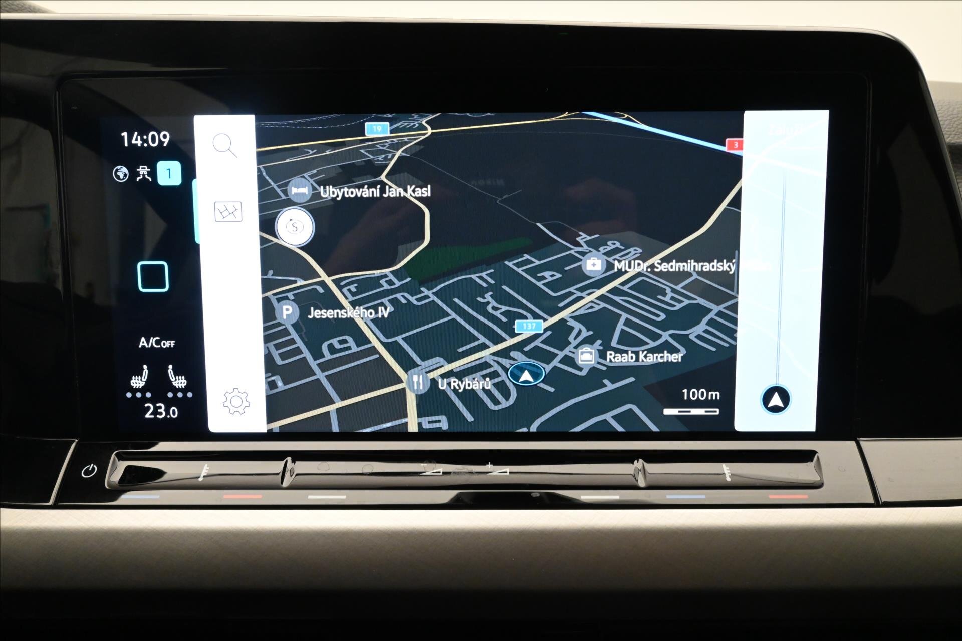 Volkswagen Golf Kombi 2,0 l 110 kw