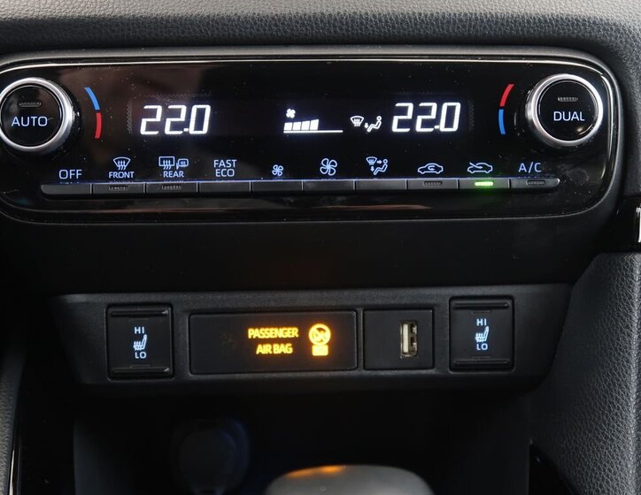 Toyota Yaris Hatchback 1,5 l 68 kw