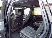 Cadillac Escalade 12