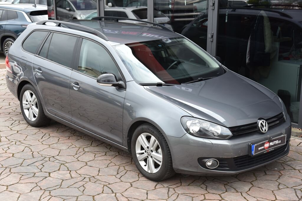 Volkswagen Golf Kombi 1,6 l 77 kw