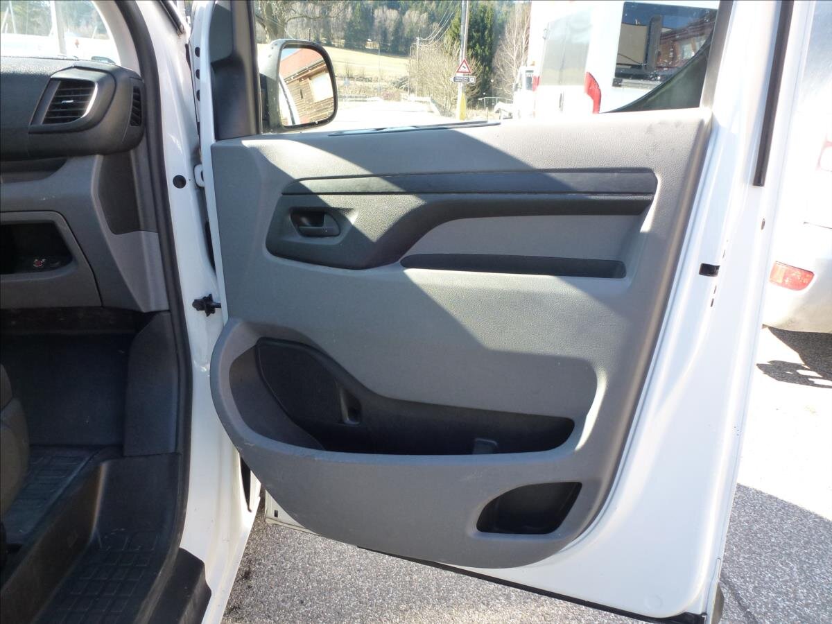 Citroën SpaceTourer Kombi 1,5 l 88 kw