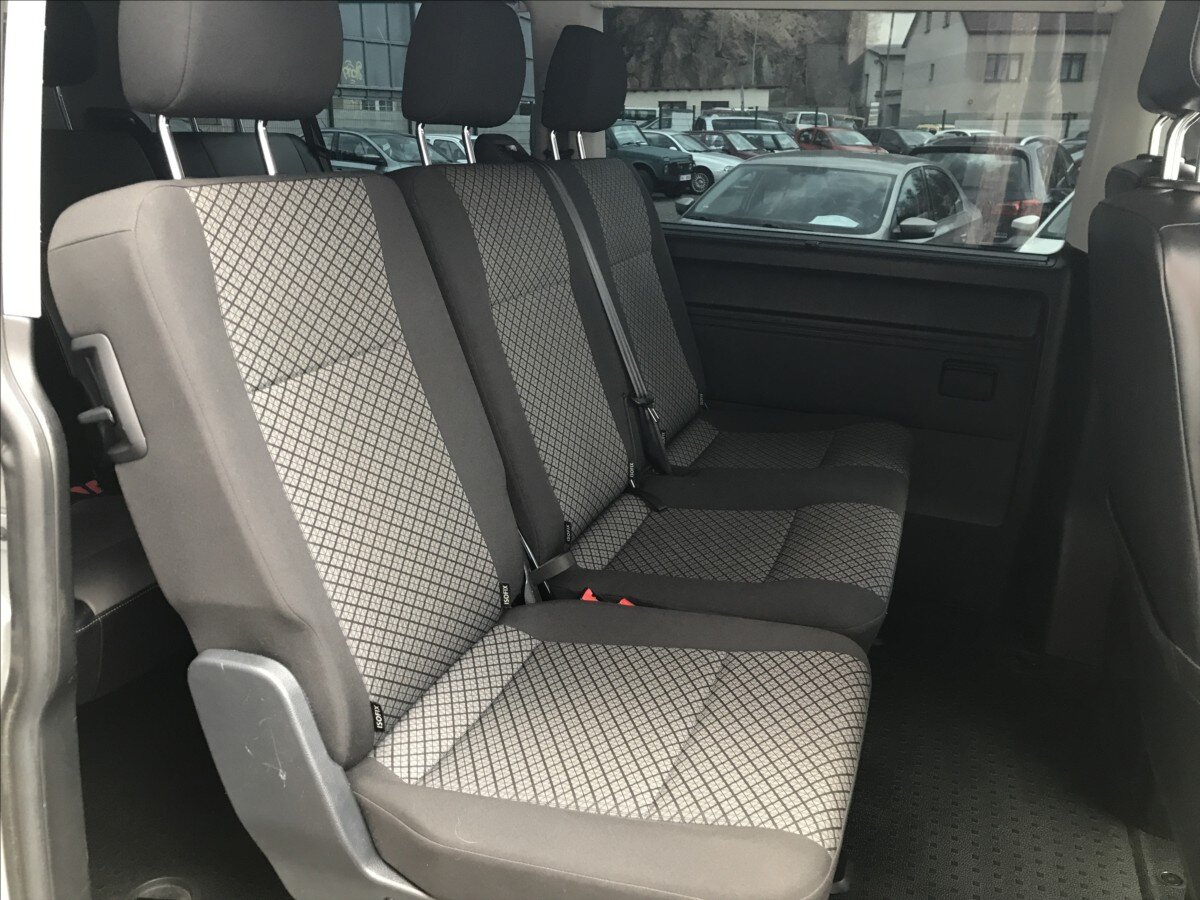 Volkswagen Caravelle Kombi 2,0 l 110 kw