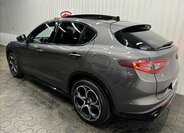 Alfa Romeo Stelvio 6